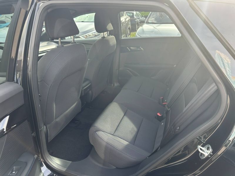 Théobald Occasion MG MG4 Electrique Berline Noir